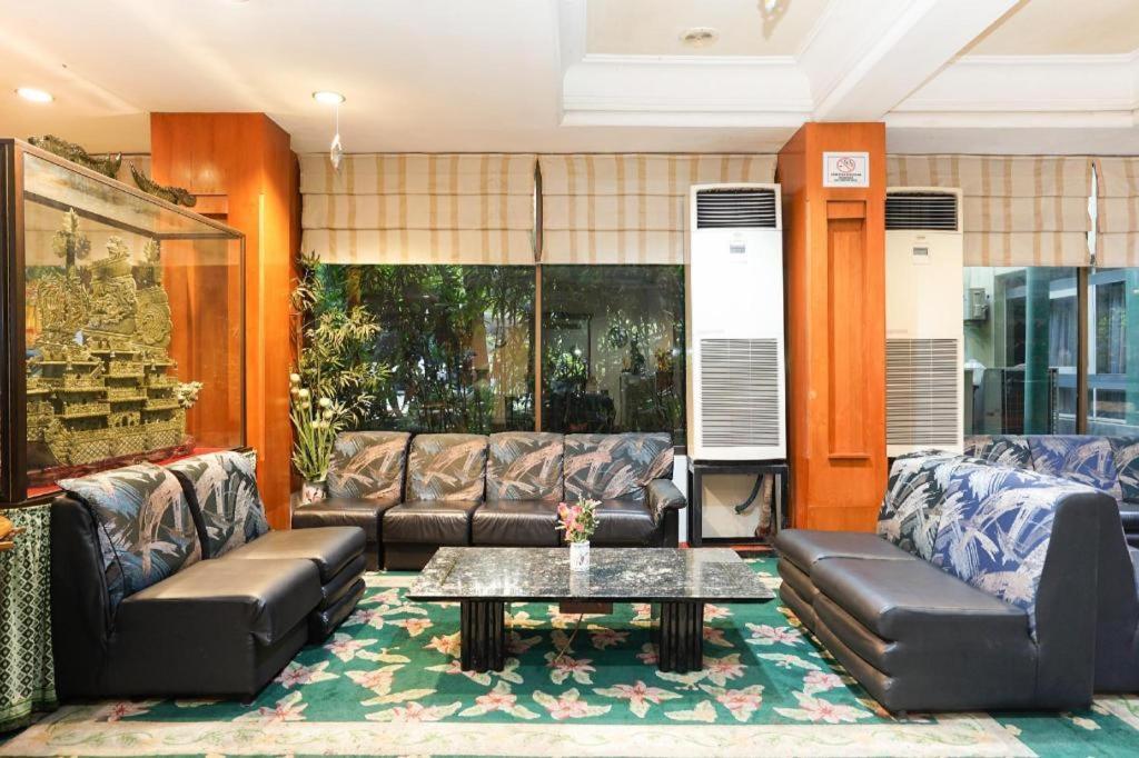 New Grand Park Hotel 泗水 外观 照片