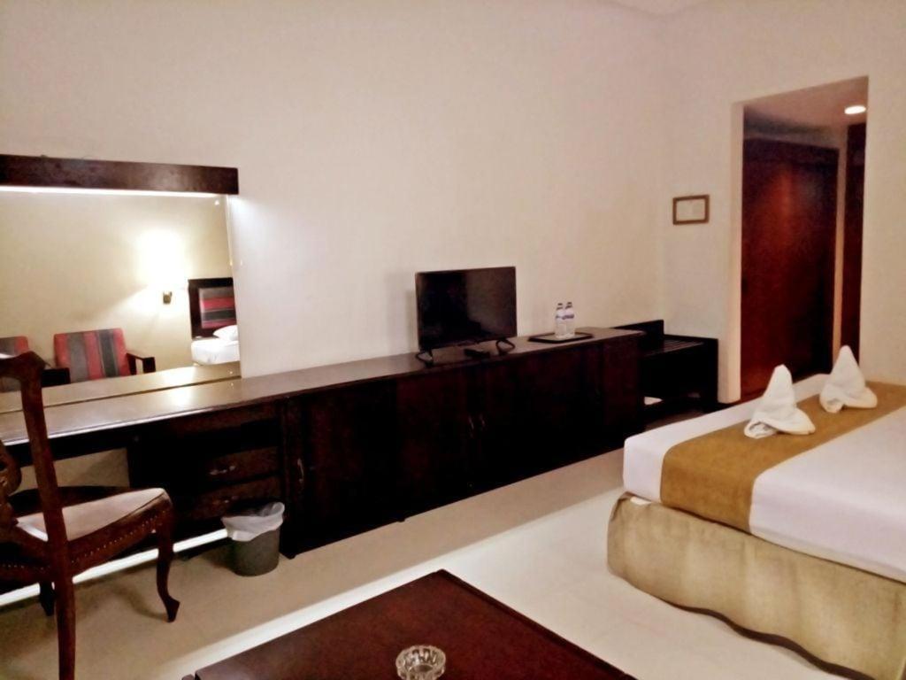 New Grand Park Hotel 泗水 外观 照片