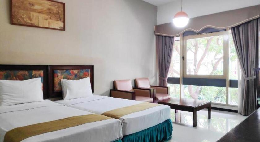New Grand Park Hotel 泗水 外观 照片